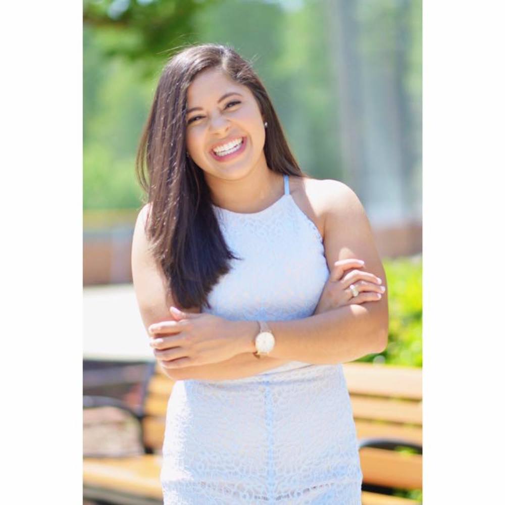 Meet your Posher, Isabela